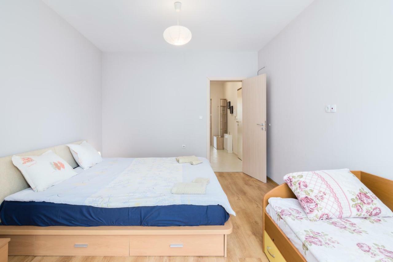 Vitosha View One Bedroom Apartment By Flat Mаnager โซเฟีย ภายนอก รูปภาพ